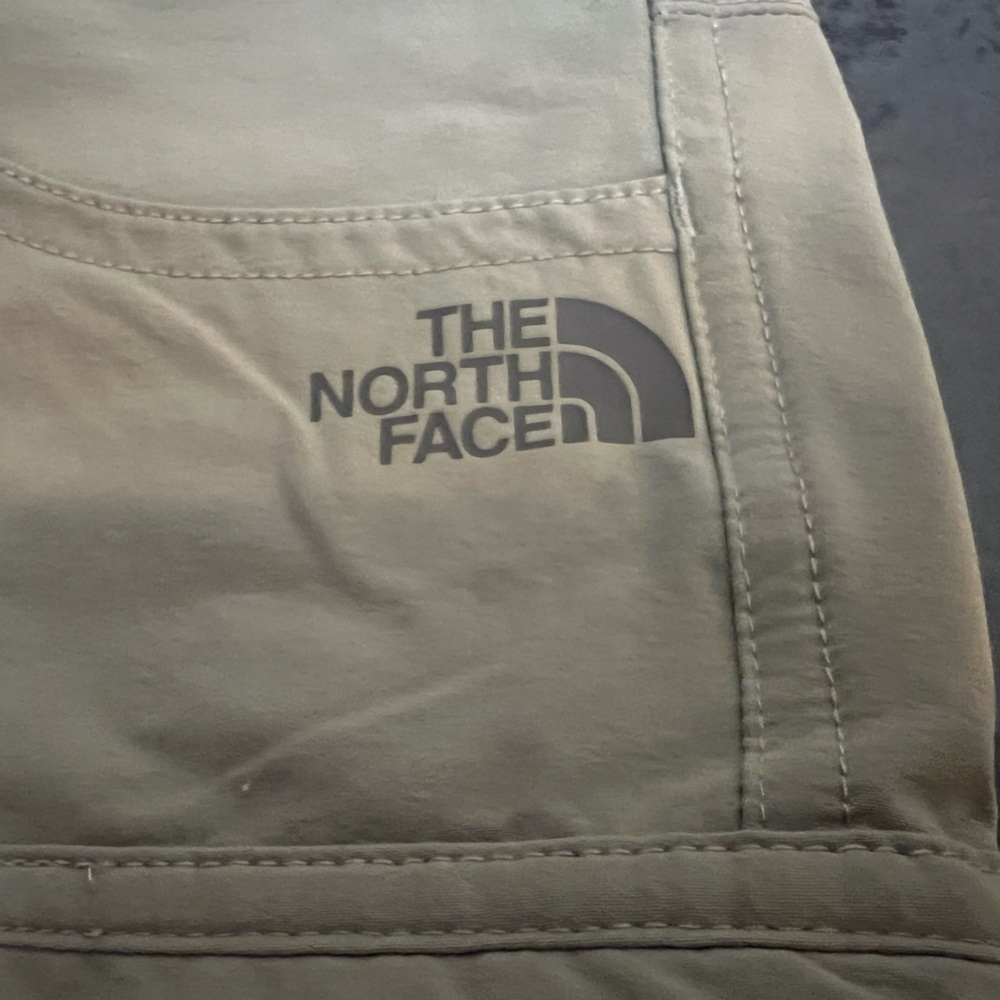 The North Face Women’s  khaki Shorts - Picture 2 of 13